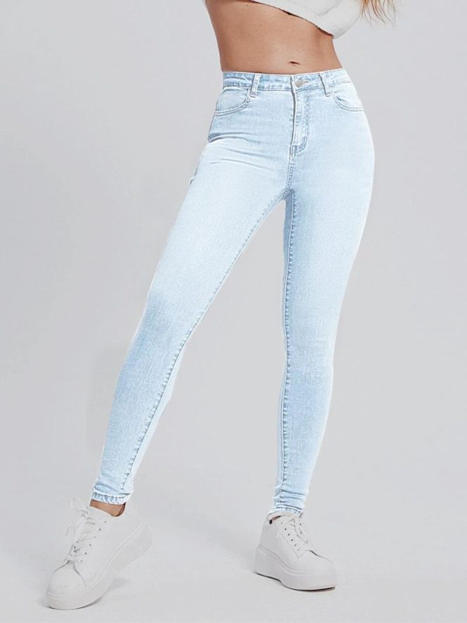 Jeans | Womens  Prettylittlething L32 Light Blue Wash Mom Jeans Clothing Jeans